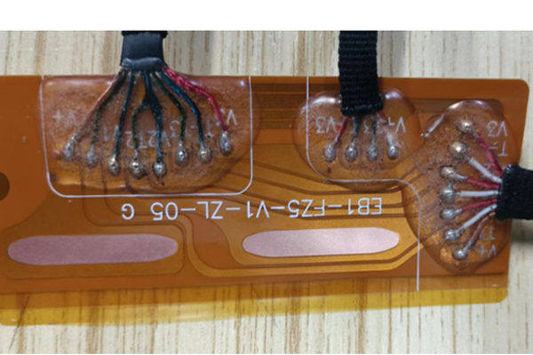 全景视觉在线跟随点胶机